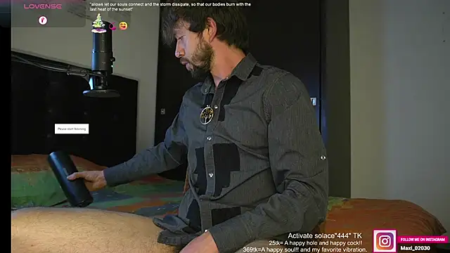 just maxii online show from February 1, 2025, 10:55 pm