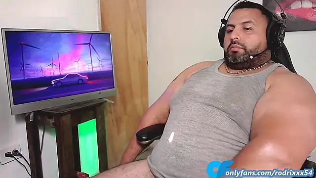 rodrix54 online show from January 5, 2025, 10:29 pm