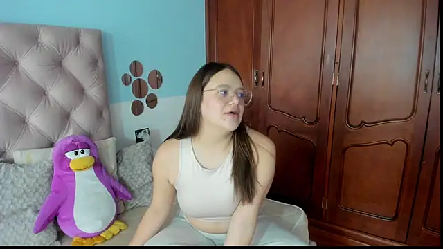  Sarahh 0 online show from January 9, 2025, 1:45 pm