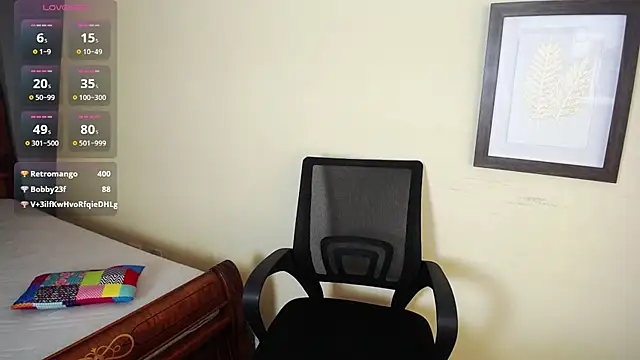  Sarahh 0 online show from March 20, 2025, 8:51 pm