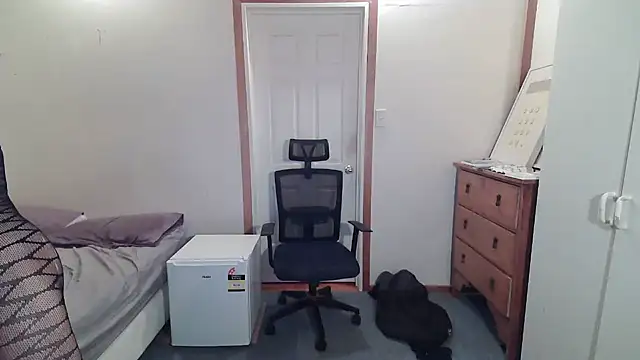 Snapshot of Ruby_Desire chatting on January 16, 2025, 10:42 am Ruby Desire online show from January 16, 2025, 10:42 am