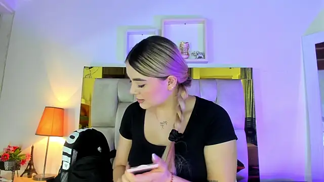 emmy r online show from March 5, 2025, 12:11 pm