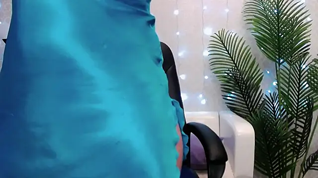 Camelia Lillie online show from March 23, 2026, 1:20 am