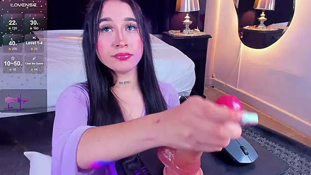 EriKlein online show from January 8, 2025, 10:48 pm