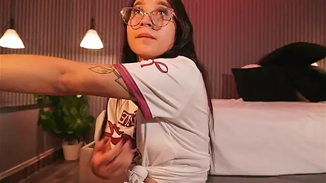 EriKlein online show from March 4, 2026, 8:26 pm