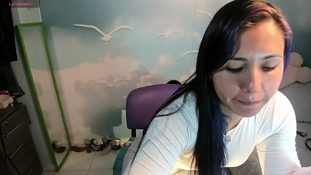 Nata bernett online show from December 4, 2025, 6:27 pm