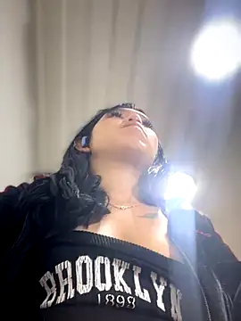 emily rosse04 online show from October 15, 2025, 12:16 pm