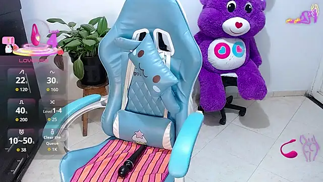 emily rosse04 online show from April 2, 2026, 3:04 am