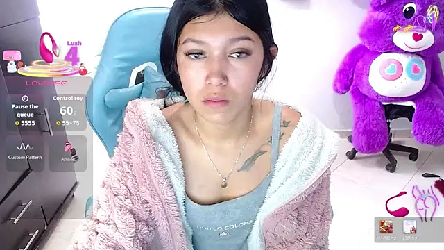 emily rosse04 online show from April 9, 2026, 11:59 am