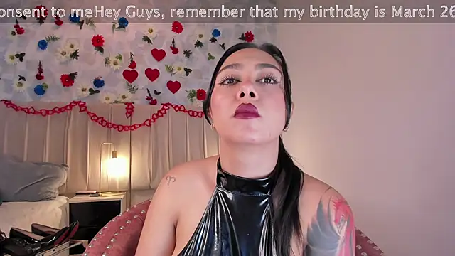 samara smithh online show from March 7, 2025, 2:34 pm