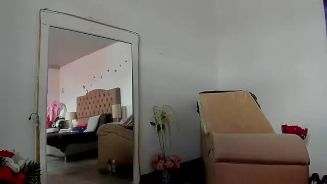 SheraHadee online show from October 6, 2025, 7:44 pm