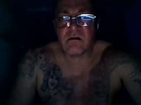 Snapshot of Kocio19688 chatting on October 12, 2025, 12:42 am Kocio19688 online show from October 12, 2025, 12:42 am