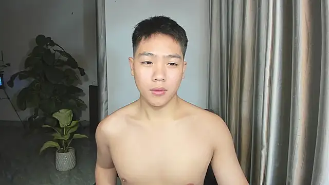 Oliver Nl online show from March 20, 2025, 3:58 pm