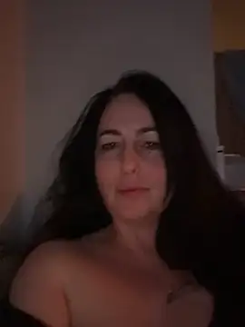 kiki xo online show from April 28, 2026, 2:27 am