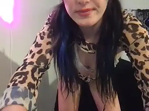 kittycatkendra online show from December 14, 2024, 8:34 am