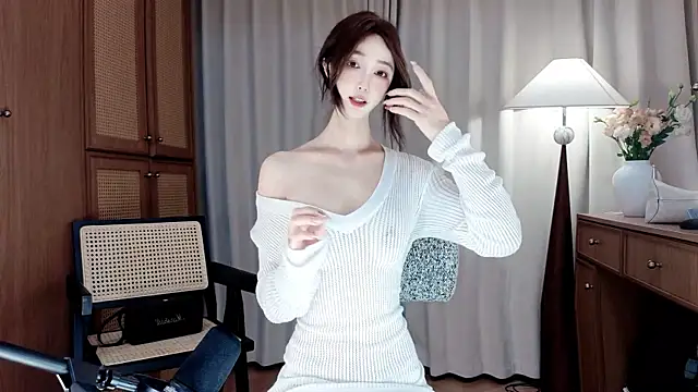 -Aricia- online show from June 14, 2026, 2:41 pm