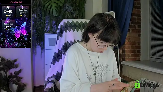 Melissa Wells online show from June 9, 2026, 8:42 pm