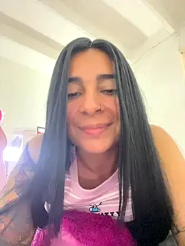 Meganmilk1 online show from November 5, 2025, 3:45 pm