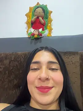 Meganmilk1 online show from April 13, 2026, 3:17 pm