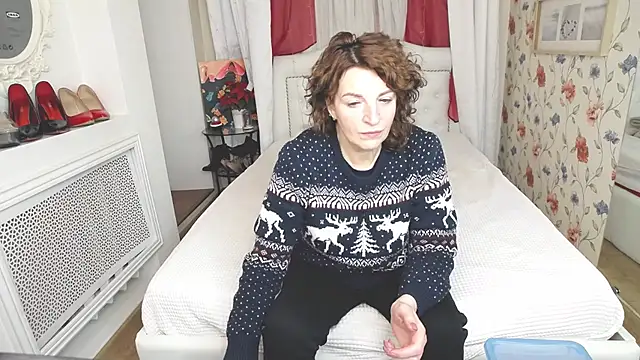 AmiHotGranny online show from February 20, 2026, 1:11 pm