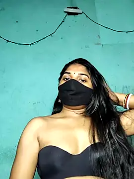 Snapshot of Luv_Adite20 chatting on February 15, 2025, 1:49 pm Luv Adite20 online show from February 15, 2025, 1:49 pm