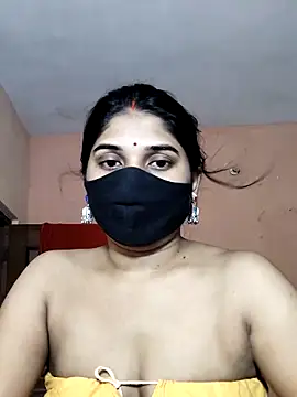 Snapshot of Luv_Adite20 chatting on October 9, 2025, 10:02 am Luv Adite20 online show from October 9, 2025, 10:02 am