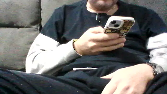 Snapshot of daky_86 chatting on November 13, 2025, 5:01 pm daky 86 online show from November 13, 2025, 5:01 pm