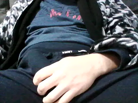 Snapshot of daky_86 chatting on March 15, 2026, 5:41 pm daky 86 online show from March 15, 2026, 5:41 pm