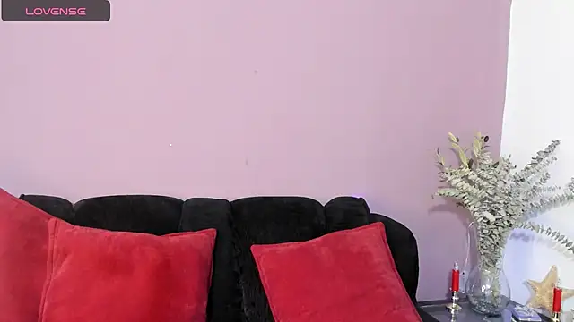 Snapshot of lenna__lujan05 chatting on January 31, 2025, 9:05 am lenna  lujan05 online show from January 31, 2025, 9:05 am