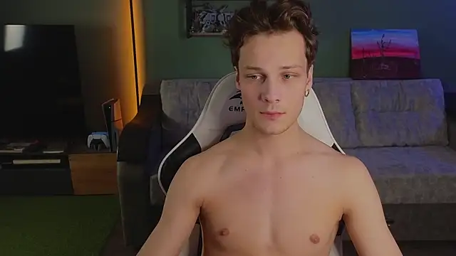 TeddyLiLboy online show from December 2, 2025, 4:46 pm