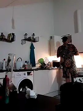 eltoulou online show from January 18, 2025, 1:08 pm