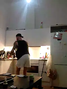 eltoulou online show from January 25, 2025, 6:57 pm