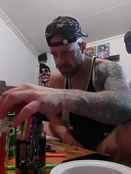 eltoulou online show from February 1, 2025, 12:47 pm