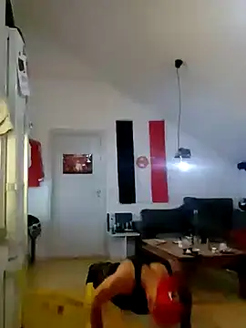 eltoulou online show from February 3, 2025, 6:39 pm