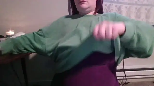 BeckiTooSweet online show from June 4, 2026, 10:27 pm