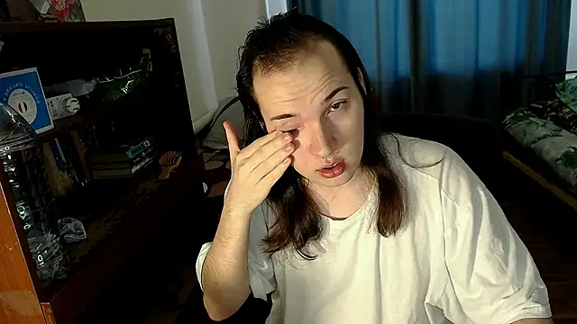 EvaMiron online show from March 4, 2025, 4:38 am