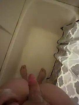 Snapshot of bjim03425 chatting on March 4, 2026, 2:17 am bjim03425 online show from March 4, 2026, 2:17 am