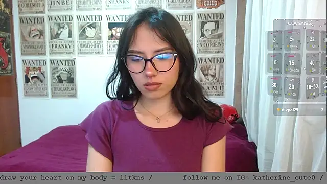 Snapshot of wild_kittys chatting on October 15, 2025, 12:11 am wild kittys online show from October 15, 2025, 12:11 am
