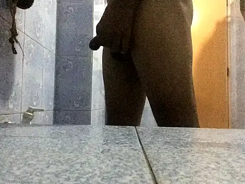 Snapshot of One-Day-Husband chatting on February 11, 2025, 8:31 pm One-Day-Husband online show from February 11, 2025, 8:31 pm