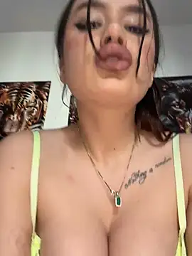 Snapshot of deliaroyal chatting on January 28, 2025, 1:16 pm deliaroyal online show from January 28, 2025, 1:16 pm