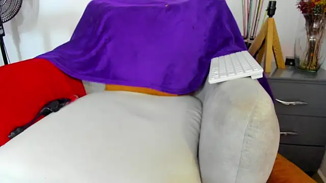 bigcock latin1 online show from December 18, 2025, 3:01 am