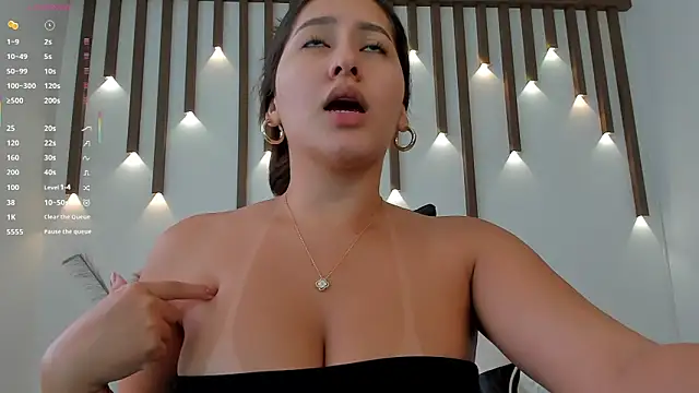 megan cooper28 online show from February 10, 2026, 5:17 pm