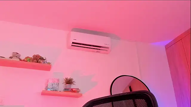 Snapshot of rose_saenz chatting on October 9, 2025, 8:29 pm rose saenz online show from October 9, 2025, 8:29 pm