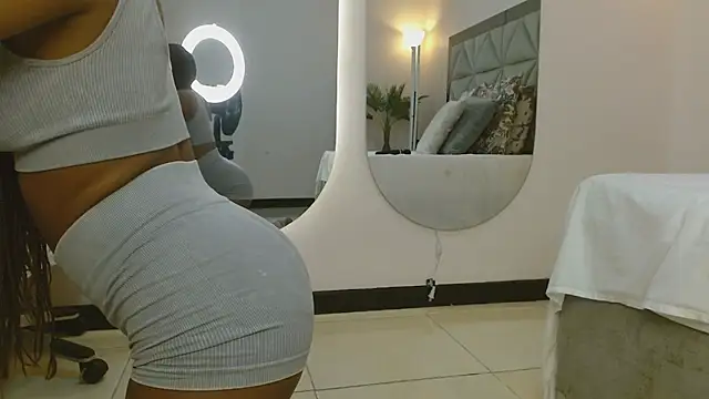 Snapshot of genesis_moretz chatting on February 20, 2026, 3:36 am genesis moretz online show from February 20, 2026, 3:36 am