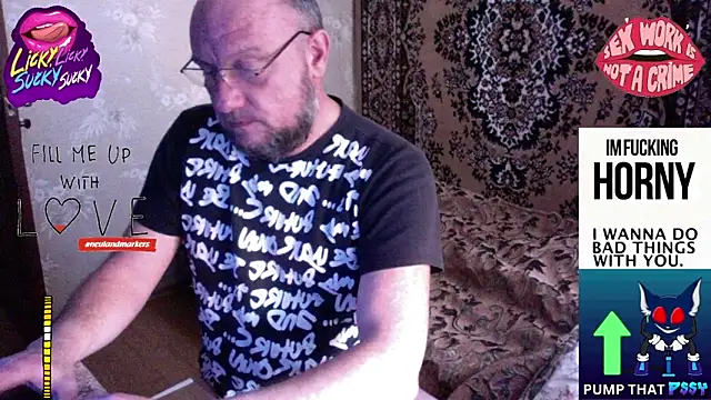 Snapshot of Bossun79 chatting on February 13, 2025, 2:42 pm Bossun79 online show from February 13, 2025, 2:42 pm