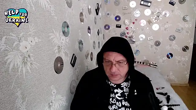 Snapshot of Bossun79 chatting on November 4, 2025, 9:30 am Bossun79 online show from November 4, 2025, 9:30 am