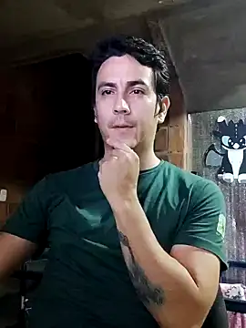 Snapshot of Rejy1992 chatting on January 12, 2025, 3:28 am Rejy1992 online show from January 12, 2025, 3:28 am