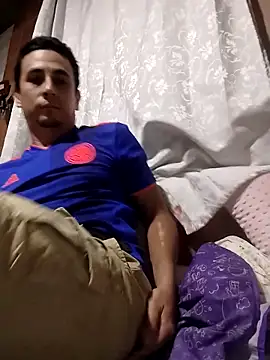 Snapshot of Rejy1992 chatting on October 12, 2025, 2:43 am Rejy1992 online show from October 12, 2025, 2:43 am