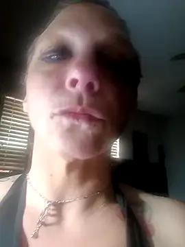 Snapshot of Everlyrose27 chatting on January 9, 2025, 2:40 pm Everlyrose27 online show from January 9, 2025, 2:40 pm