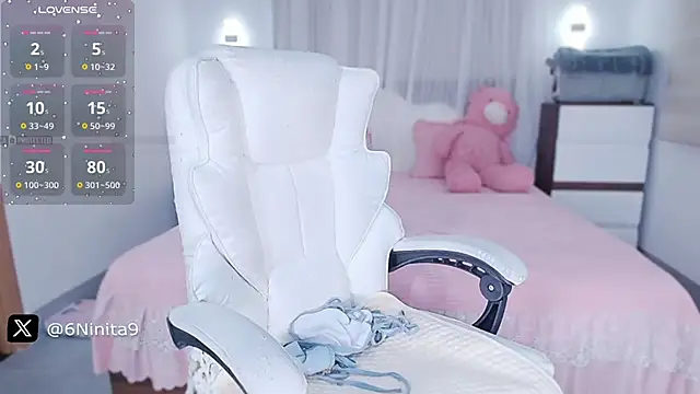 PimChanOK online show from March 2, 2025, 11:09 pm